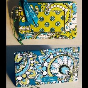 Vera Bradley Mini Zip ID Wallet & Checkbook Cover